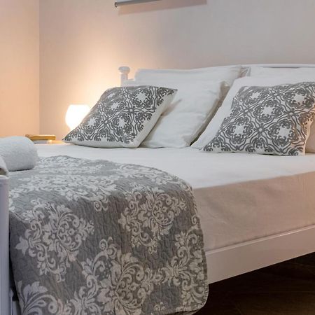 John Apartments Drepano  ภายนอก รูปภาพ