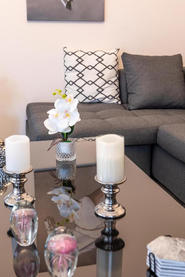 John Apartments Drepano  ภายนอก รูปภาพ