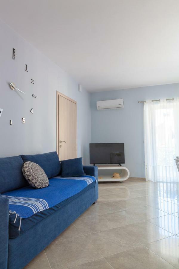 John Apartments Drepano  ภายนอก รูปภาพ